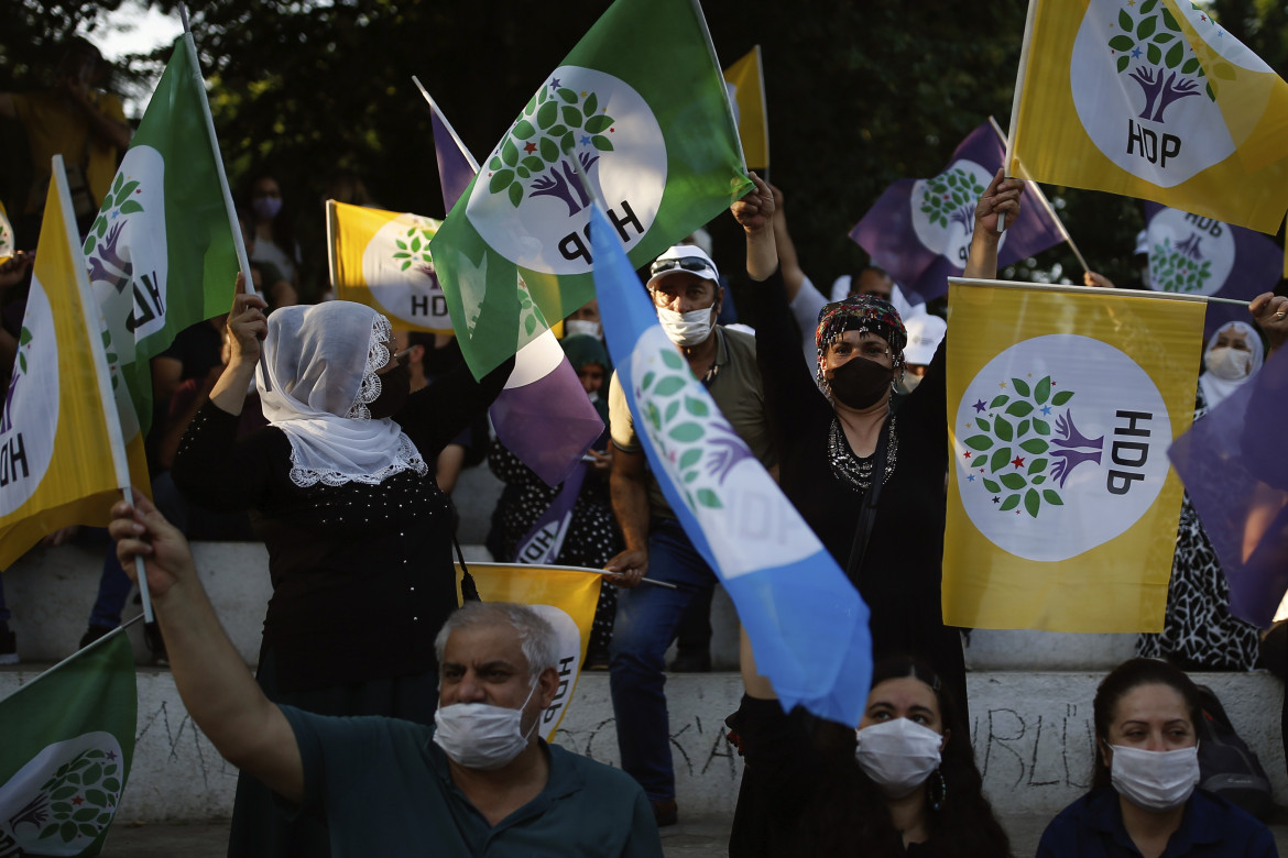 L’Alta Corte turca accoglie l’atto di accusa, l’Hdp rischia  la messa al bando