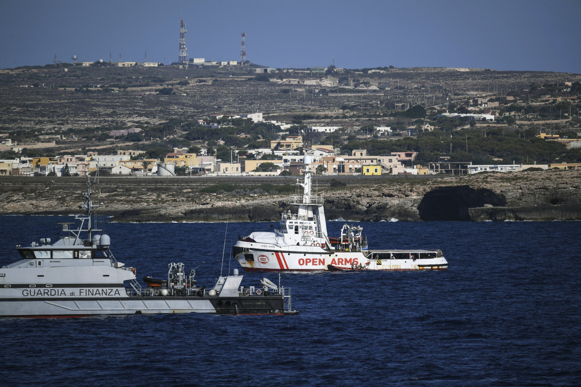 Pozzallo, fermo amministrativo per la nave Open Arms