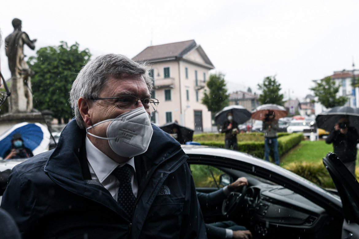 Il piccolo Eitan «stabile». L’azienda di manutenzione: ultimo check il 3 maggio