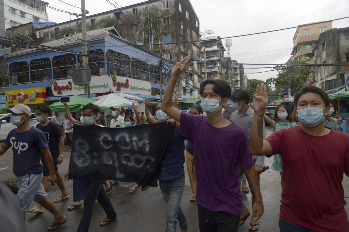 Intervista a Maung Zarni, Rohingya nel governo clandestino del Myanmar