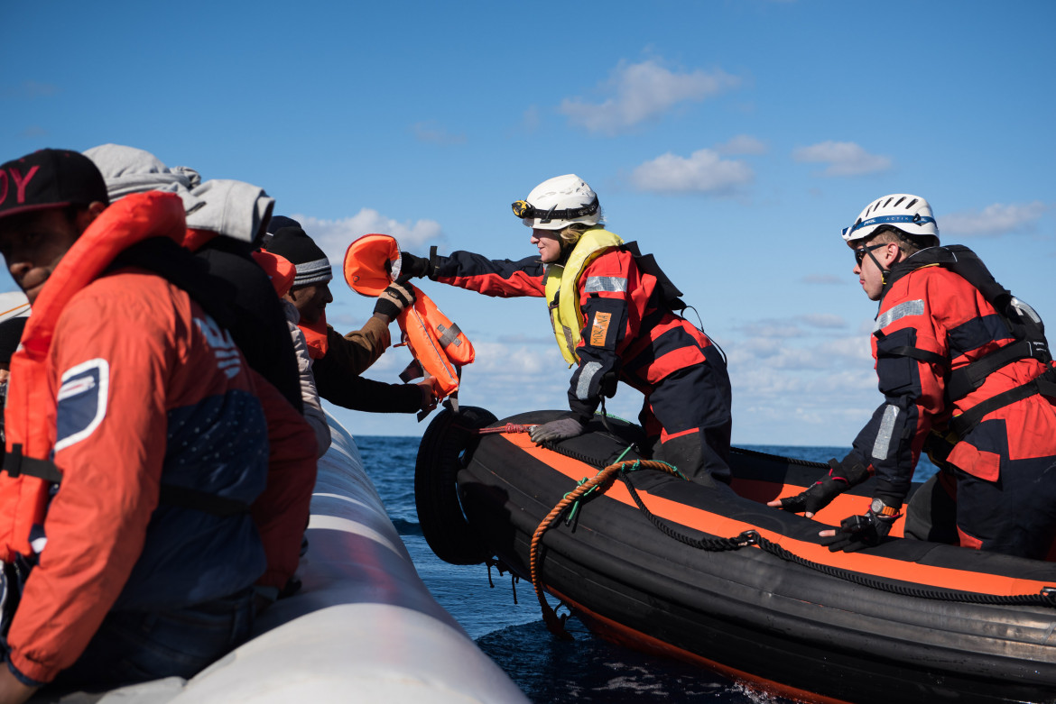 Le ong a Lamorgese: «I soccorsi in mare  non si possono fermare»