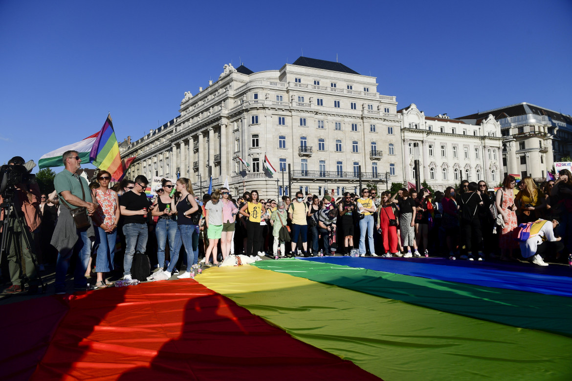 Vietato parlare di Lgbtq nelle scuole, l’altra Ungheria si mobilita contro Orbán