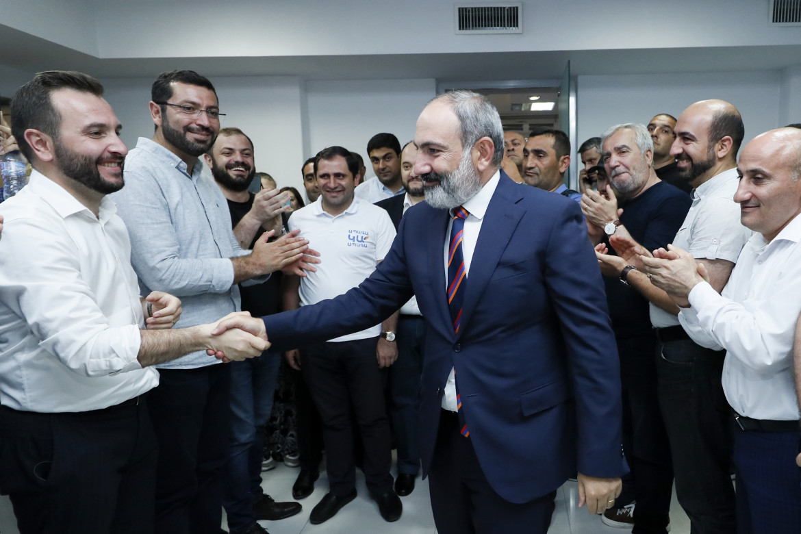 Il Nagorno-Karabakh è un ricordo: Pashinyan vince le elezioni