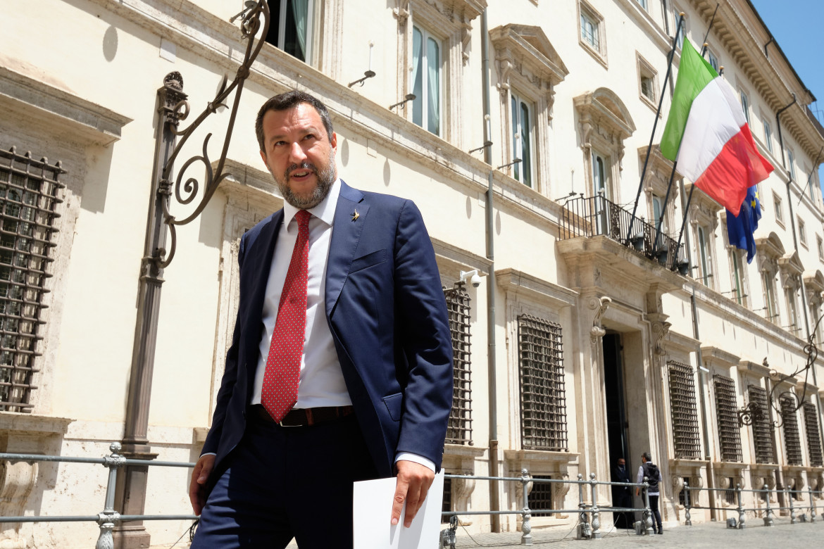 Quirinale, per Salvini piange il telefono