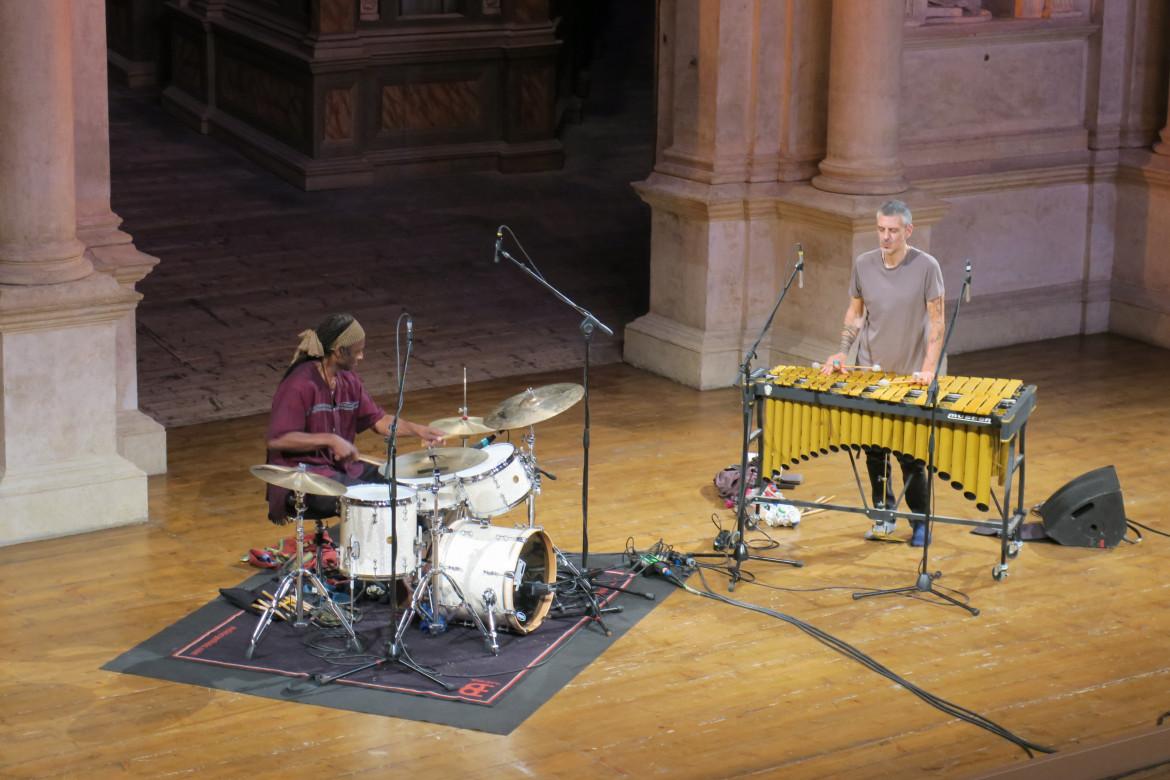 Hamid Drake e Pasquale Mirra, linguaggi compenetranti