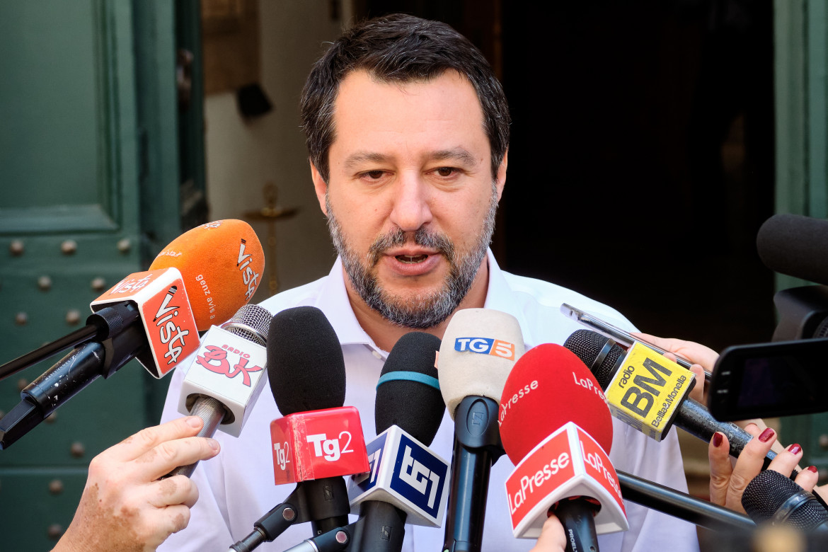 Salvini «sconvolto» ma già in sé: colpa delle rivolte