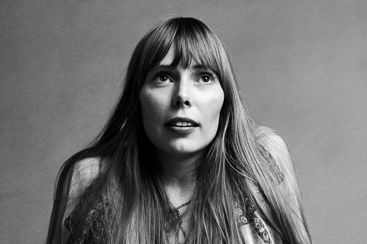 Nelle stanze di Joni Mitchell, disegni musicali in controluce