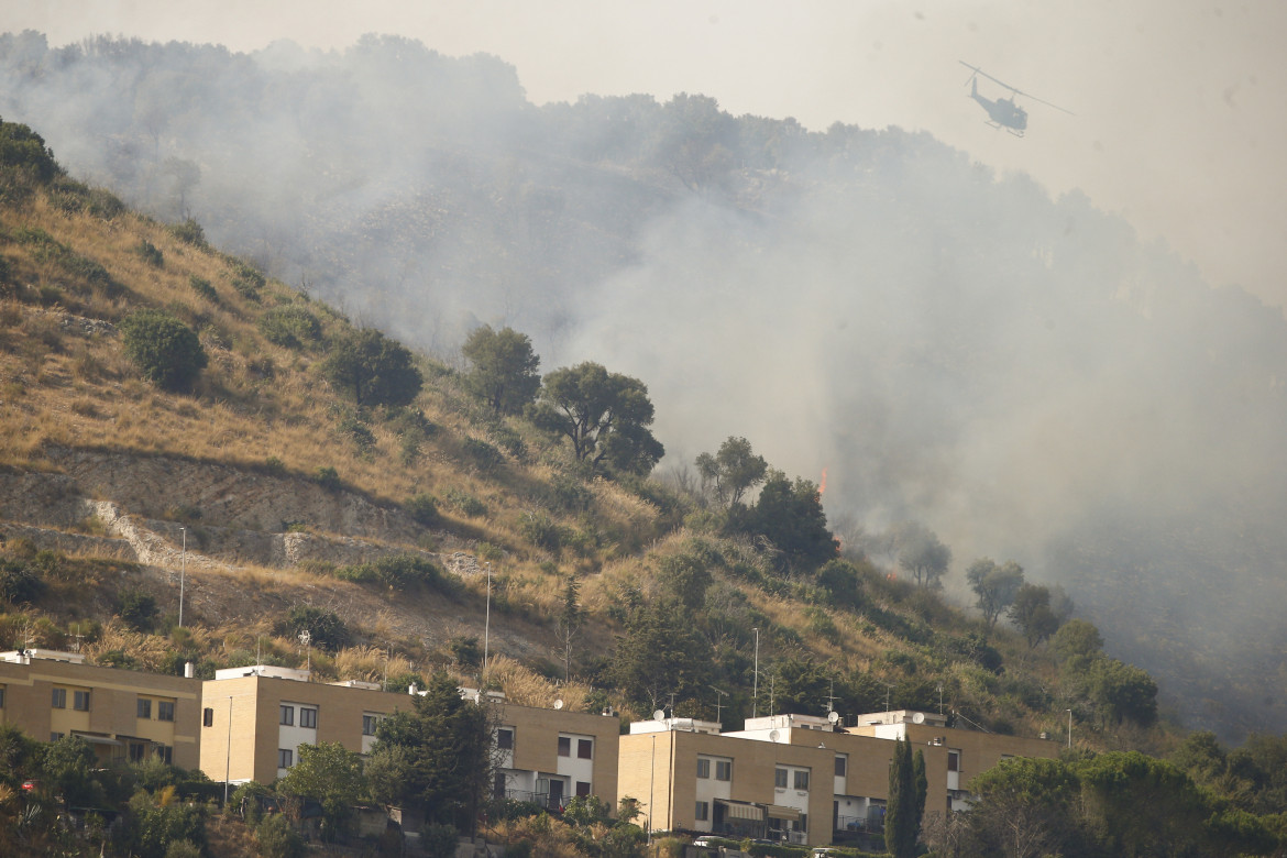 Tivoli, in fiamme la riserva di Monte Catillo