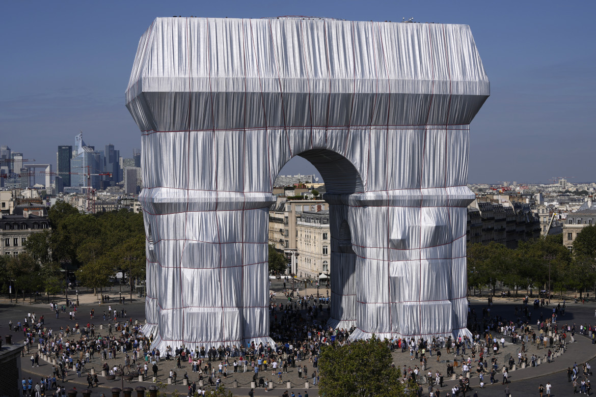 L’Arc de Triomphe, il riscatto dopo gli assalti