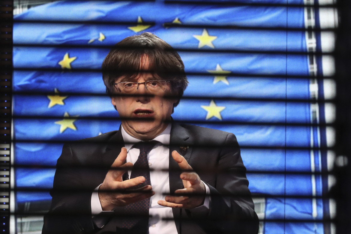 Puigdemont, Sassari sospende la decisione sulla sua estradizione