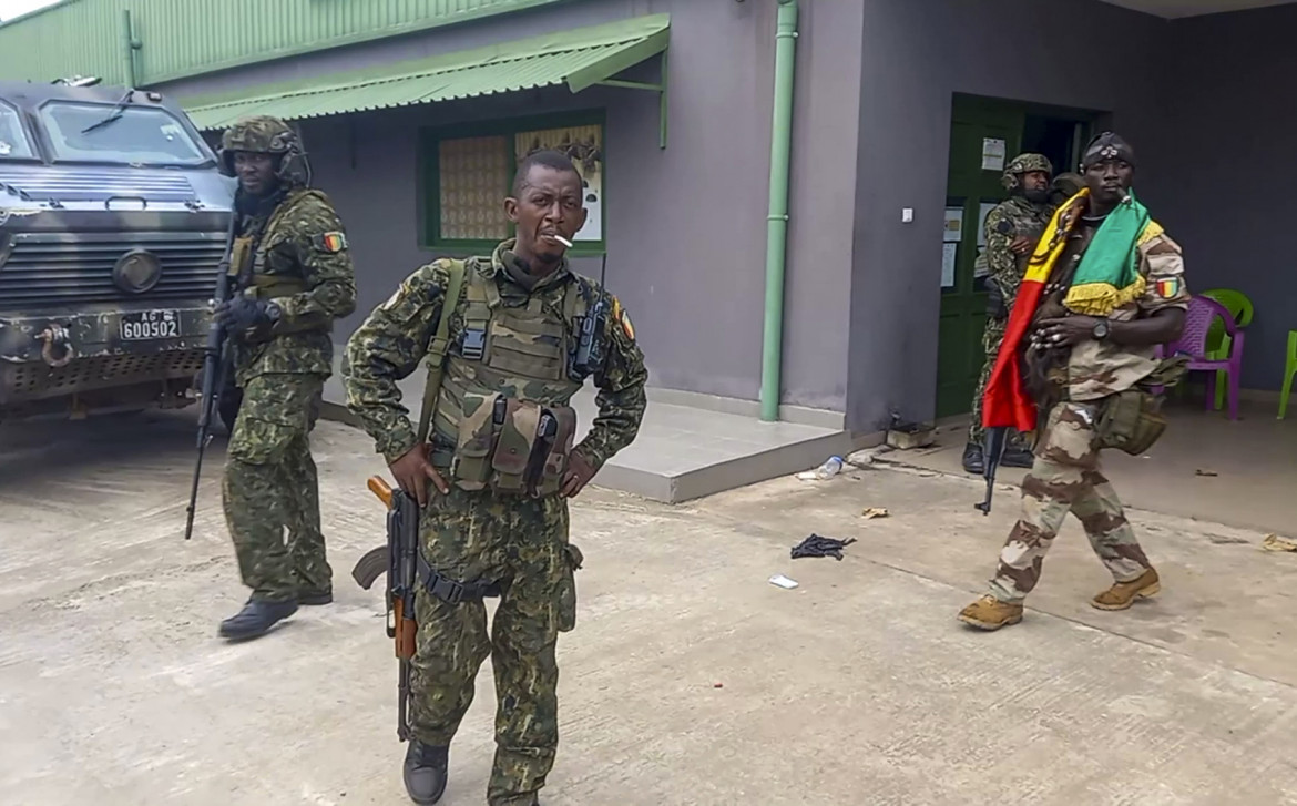 «Guinea in festa, è la liberazione da un dittatore». E ora il rebus dei militari