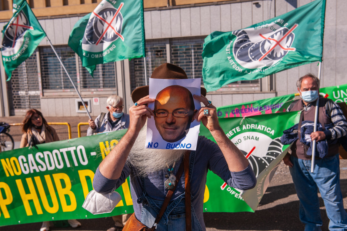 I comitati contro il fossile a Cingolani: «Ascoltaci»