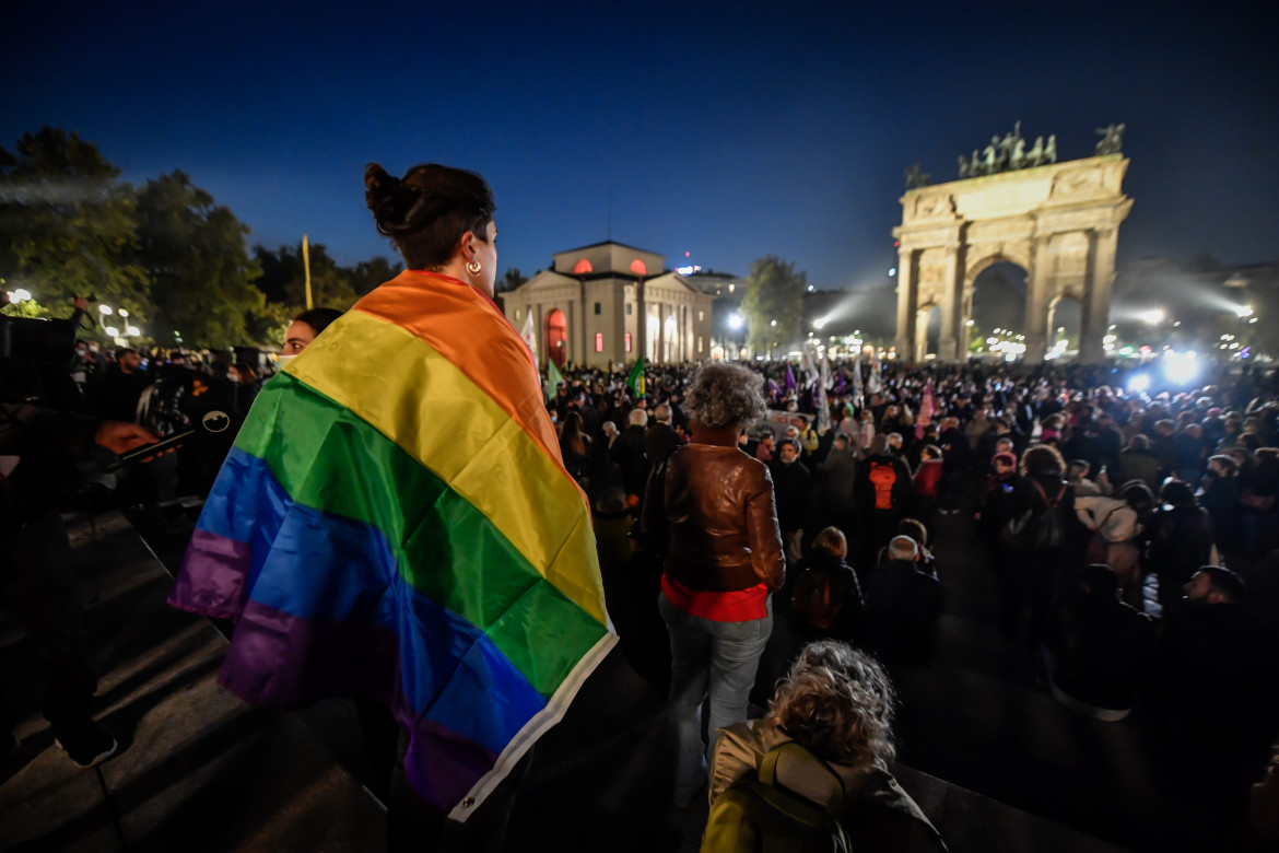 In piazza a Milano e Roma per i diritti