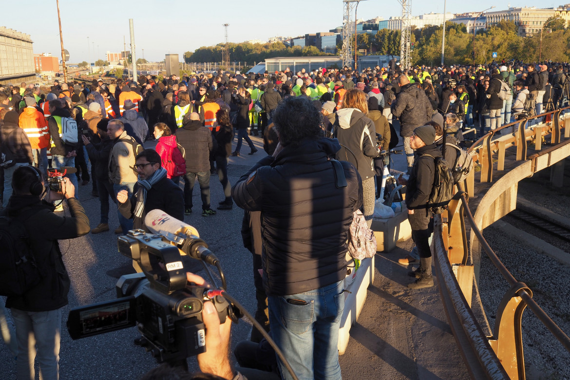 Trieste chiama, ma il blocco dei porti italiani è soft