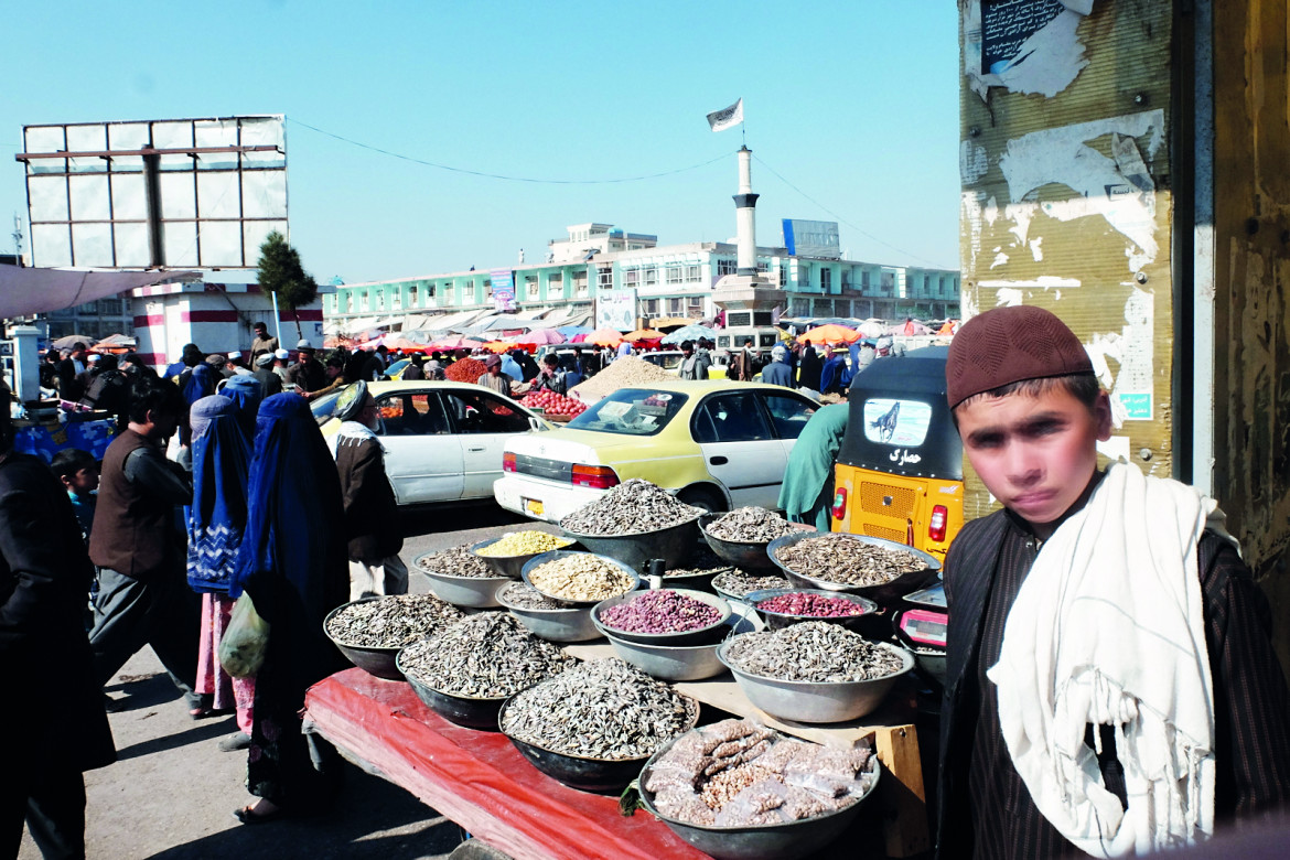 «Democrazia.. E poi ci hanno lasciato qui in Afghanistan»