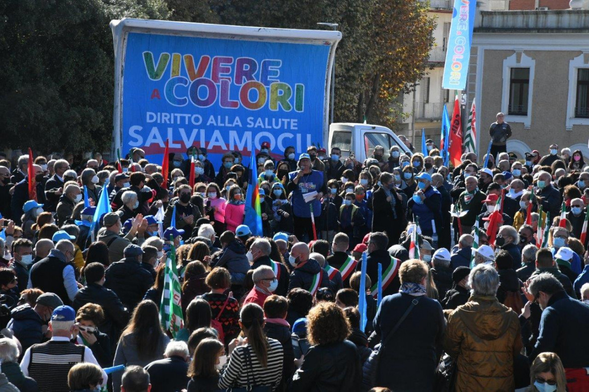 In Sardegna sta morendo la sanità pubblica