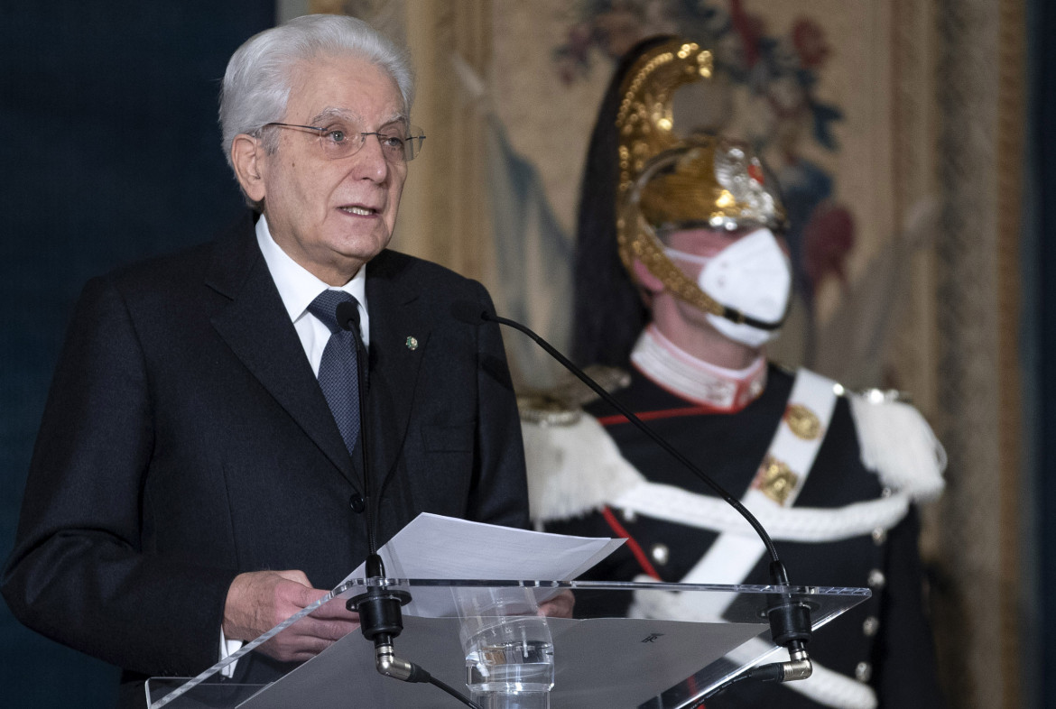 Mattarella richiama i partiti alla necessità di collaborare