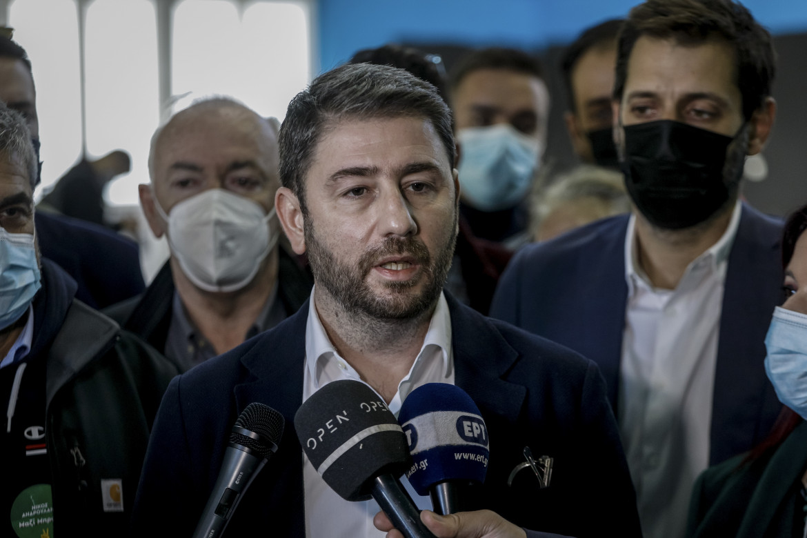 Androulakis, il nuovo segretario del Pasok che piace a destra