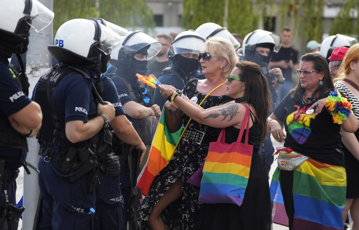 «Atlante dell’odio», prima vittoria per i diritti Lgbt