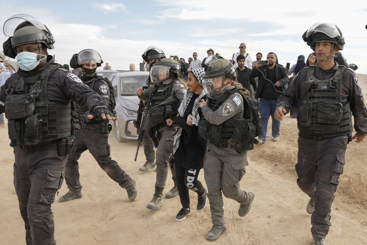 Prosegue la protesta contro le piantumazioni sulle terre dei beduini