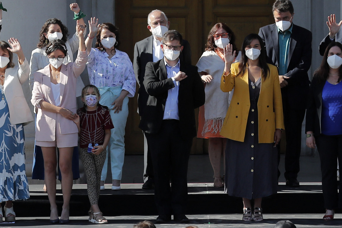 Ecco il governo Boric: donne, clima e un po’ di comunismo