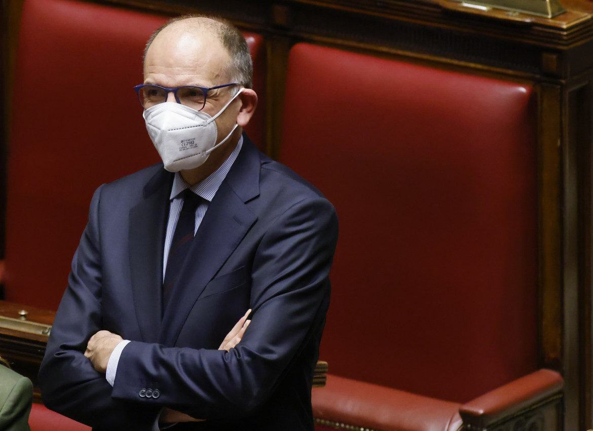 Coalizioni in pezzi, Letta scommette contro il Rosatellum