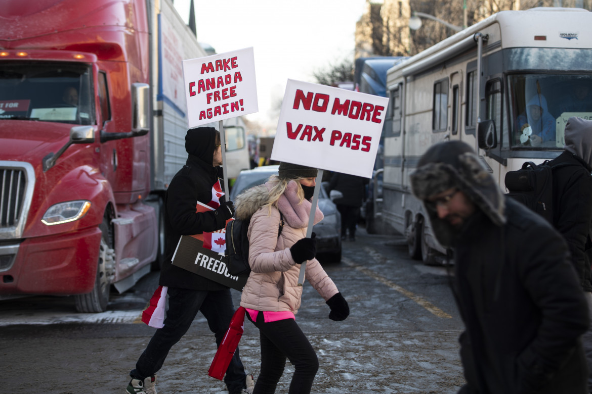 La carovana no-vax «assedia» la capitale