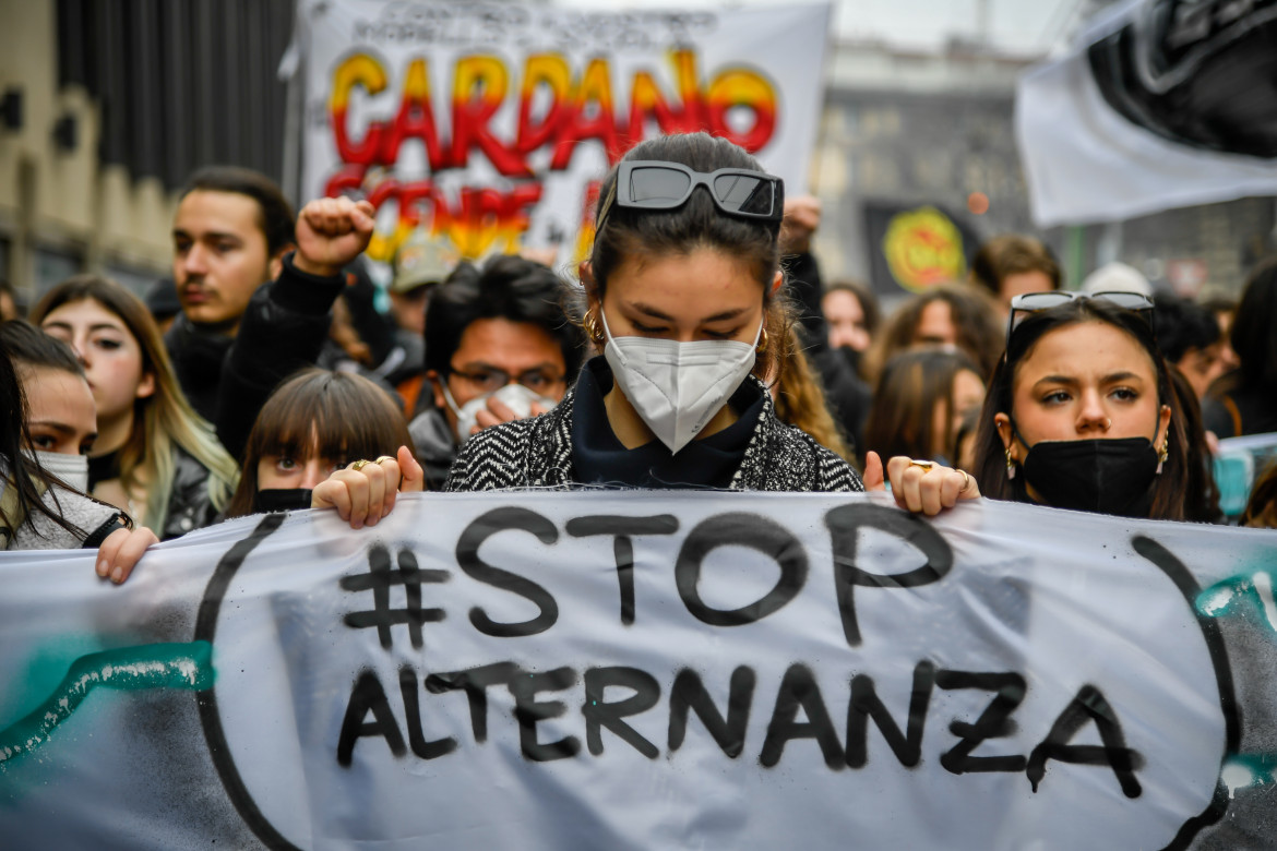 «La scuola forma coscienze non nuovi lavoratori precari»