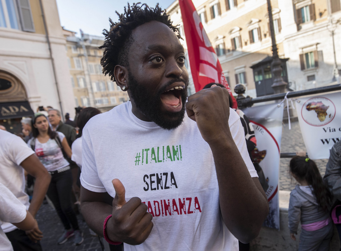 Ius scholae, si cerca un compromesso con Fi per salvare la legge