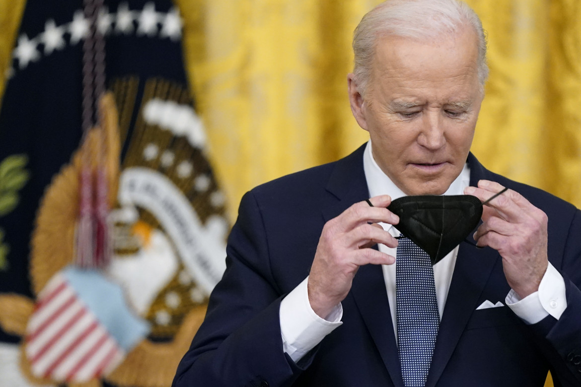 Biden raschia il barile della popolarità. Sinistra in soccorso