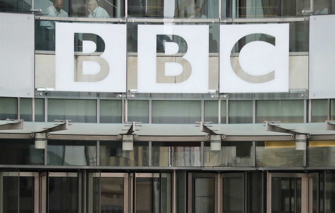 Per aggirare i blocchi sul web e i raid la Bbc resuscita le onde corte