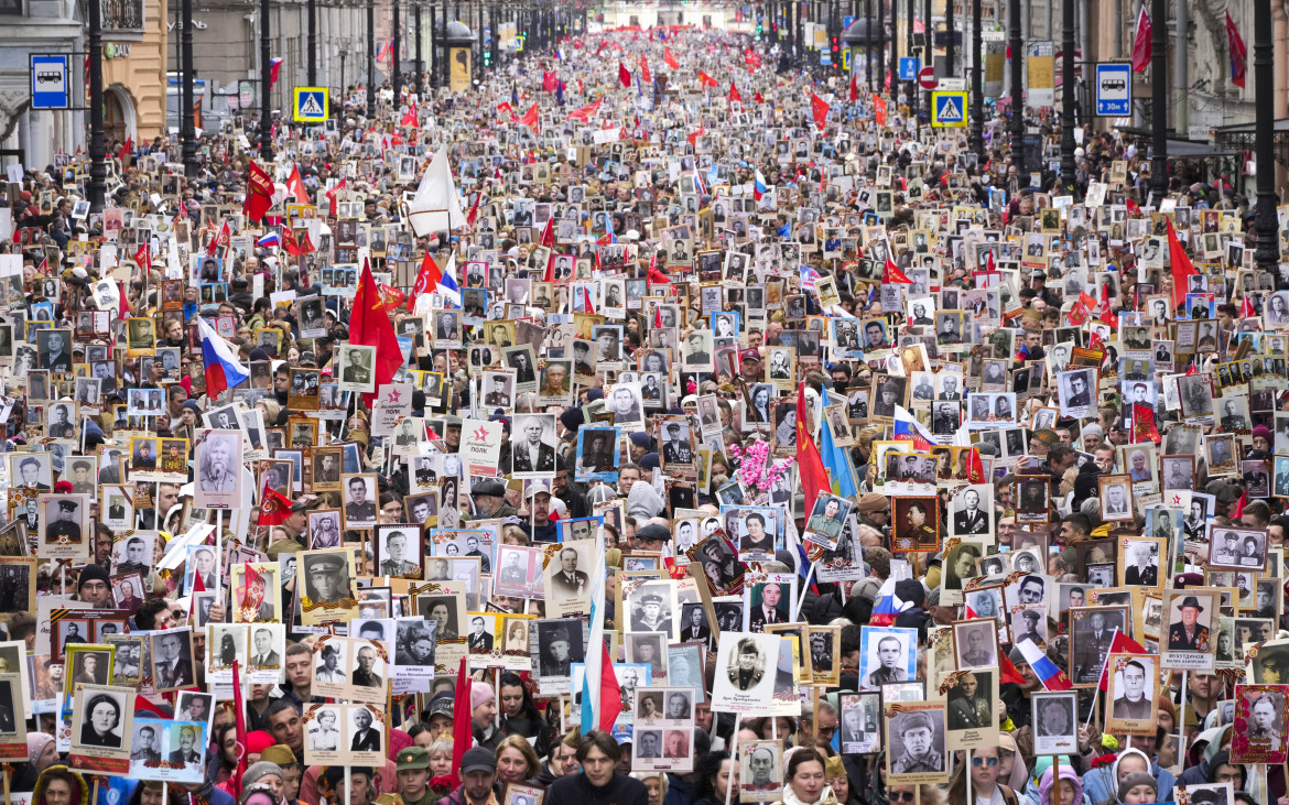 foto parata san pietroburgo