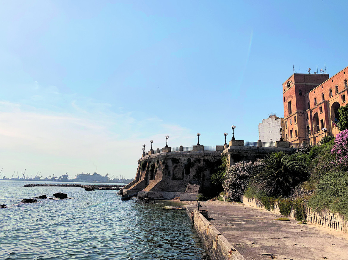 Taranto, una Biennale del Mediterraneo