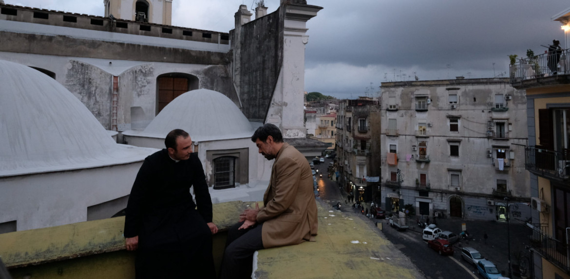 Nella città verticale di Mario Martone