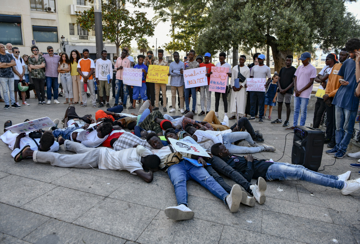 «Lasciati morire», le testimonianze dopo la tragedia di Melilla