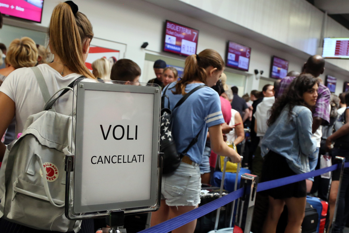 Aeroporto di Orio al Serio foto LaPresse