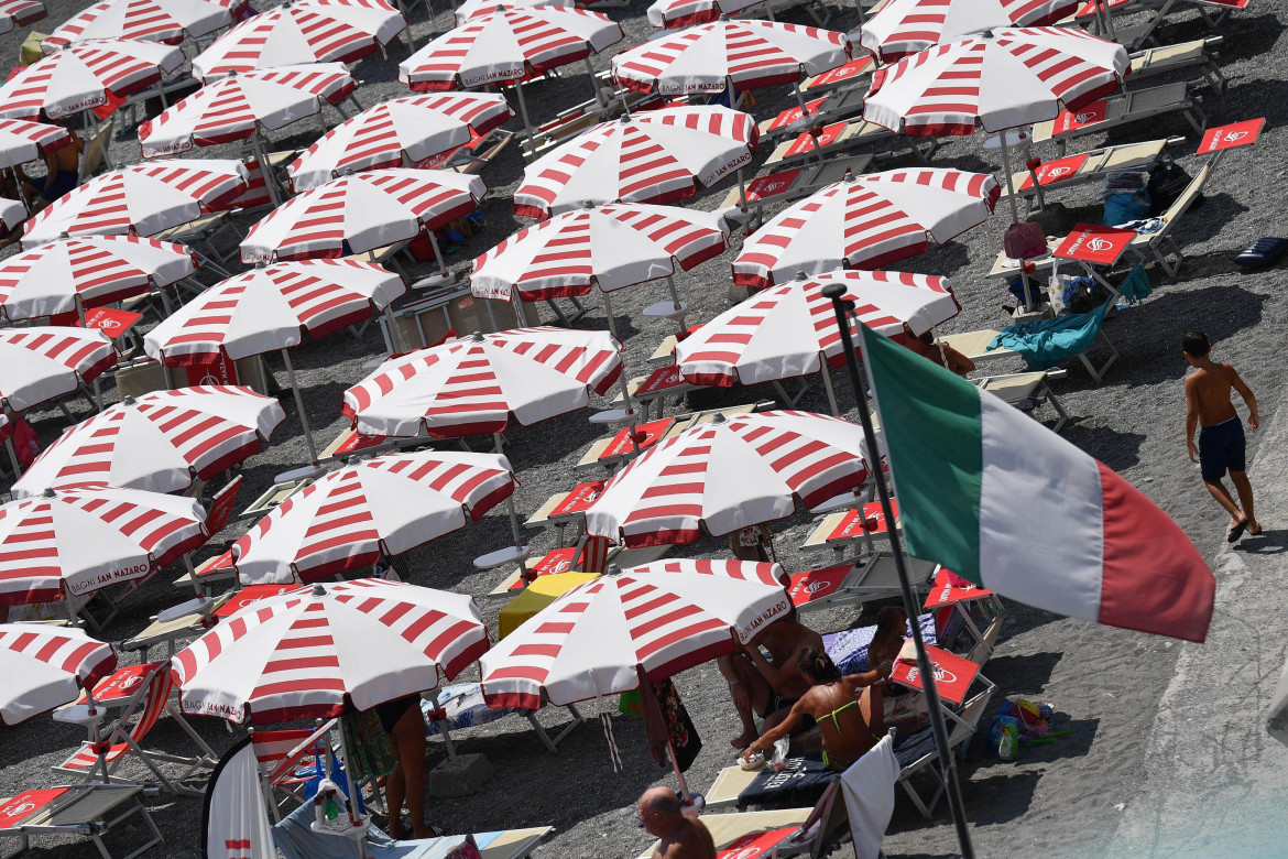 Lido privato, foto Ansa