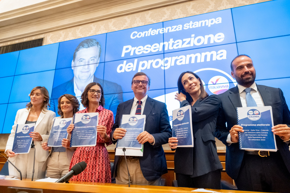 Calenda fa tutto lui, o l’ha già fatto. E lancia un programma di destra