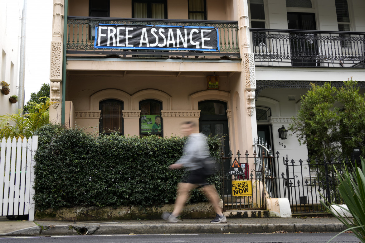 Ultimo ricorso contro l’estradizione di Assange. E l’Onu inizia a preoccuparsi