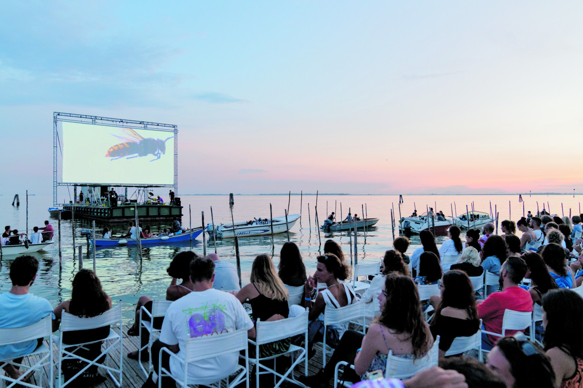 Lo schermo galleggiante di Venezia