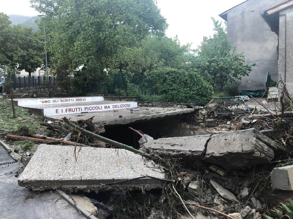 Alluvione travolge le Marche, nove morti e quattro dispersi