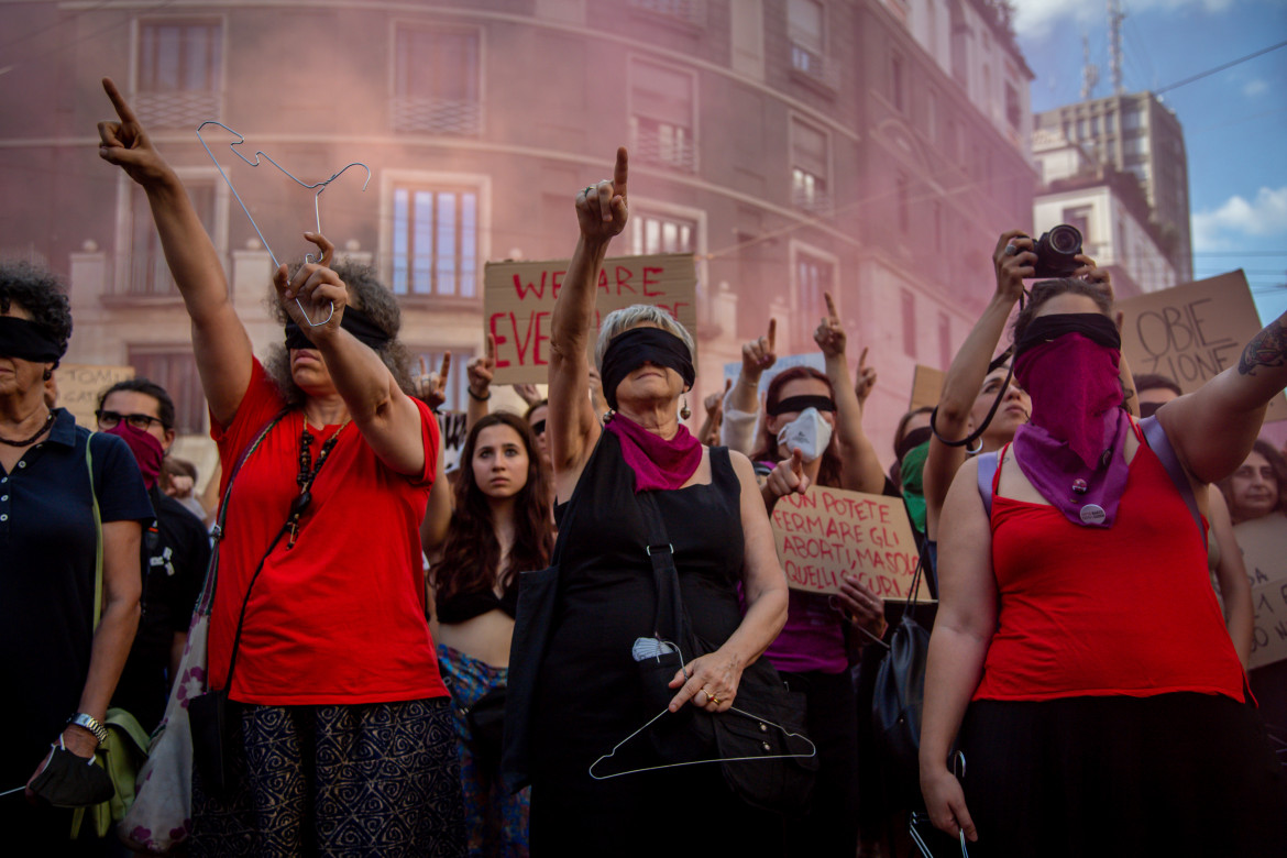 Non Una Di Meno in piazza: «L’aborto non si tocca»