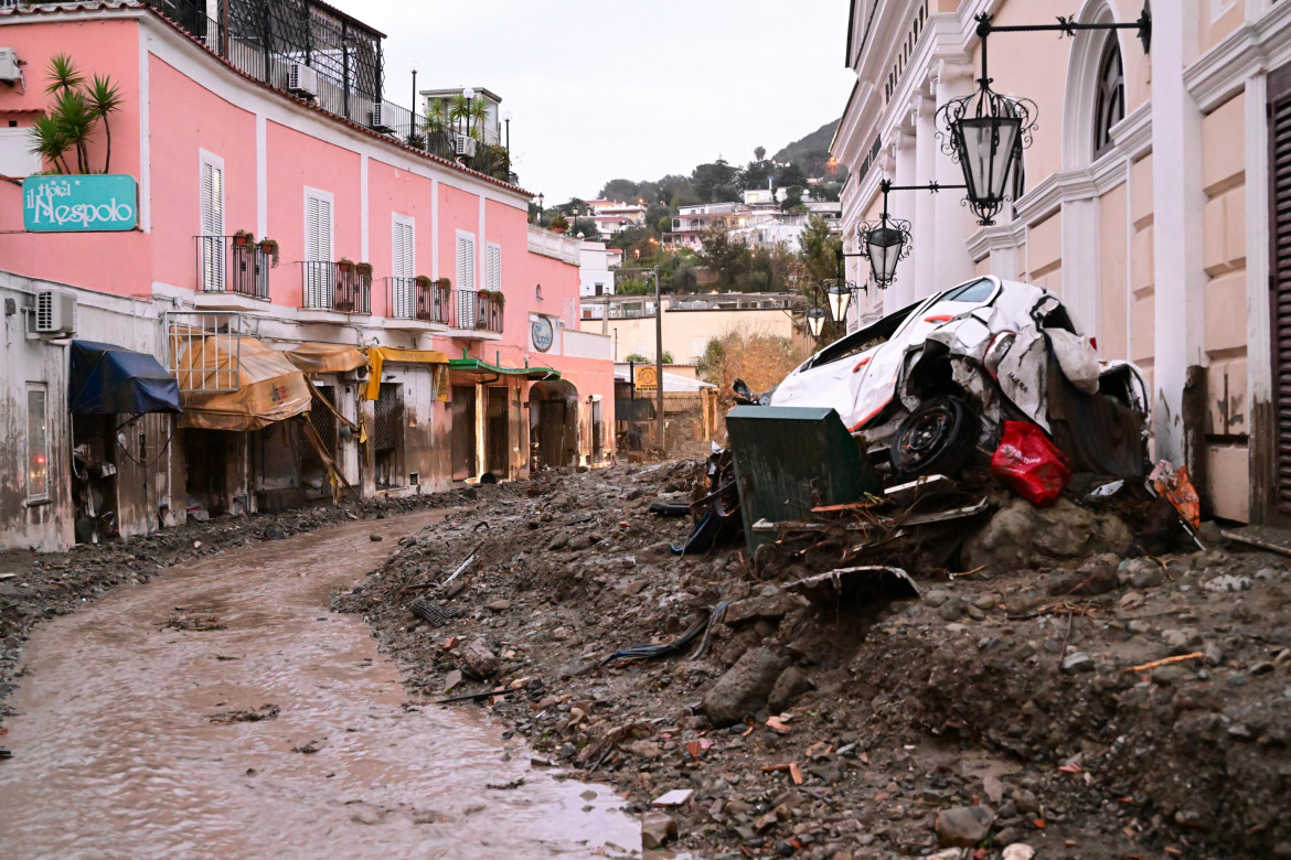 La frana a Ischia, Massimiliano Fazzini: «Vite a rischio ignorando il clima e i territori fragili»