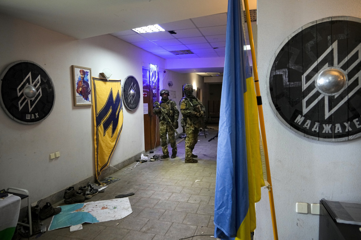 Azov «si purifica» a Masada: miliziani del Battaglione neonazista in Israele