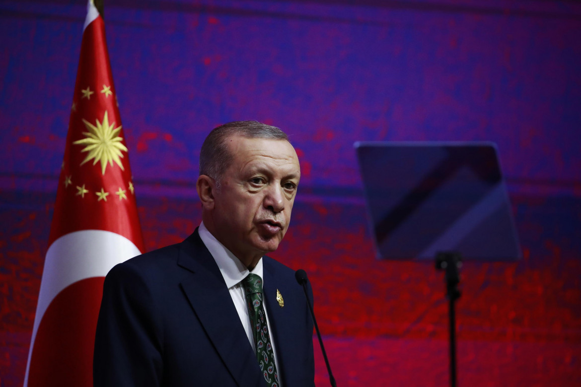 Erdogan ri-chiude: niente Nato per Svezia e Finlandia