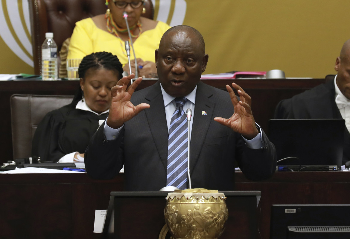 Ramaphosa choc, a un passo dalle dimissioni