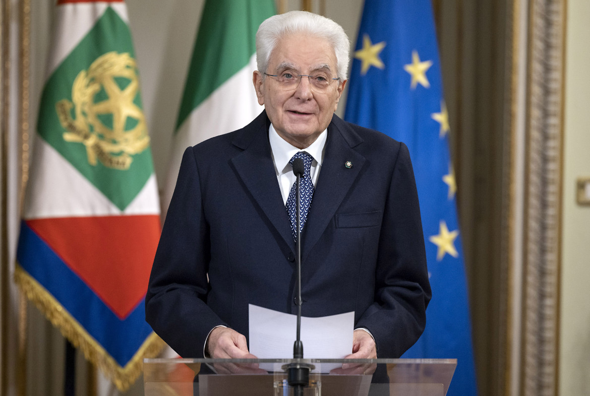 Mattarella anticipa Meloni «Precariato stride con crescita»