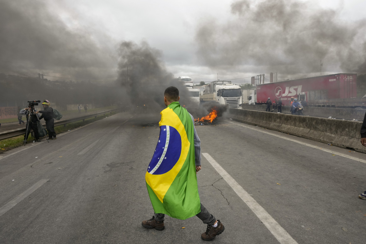 Nulla di casuale, ecco chi ha organizzato l’assalto di Brasilia