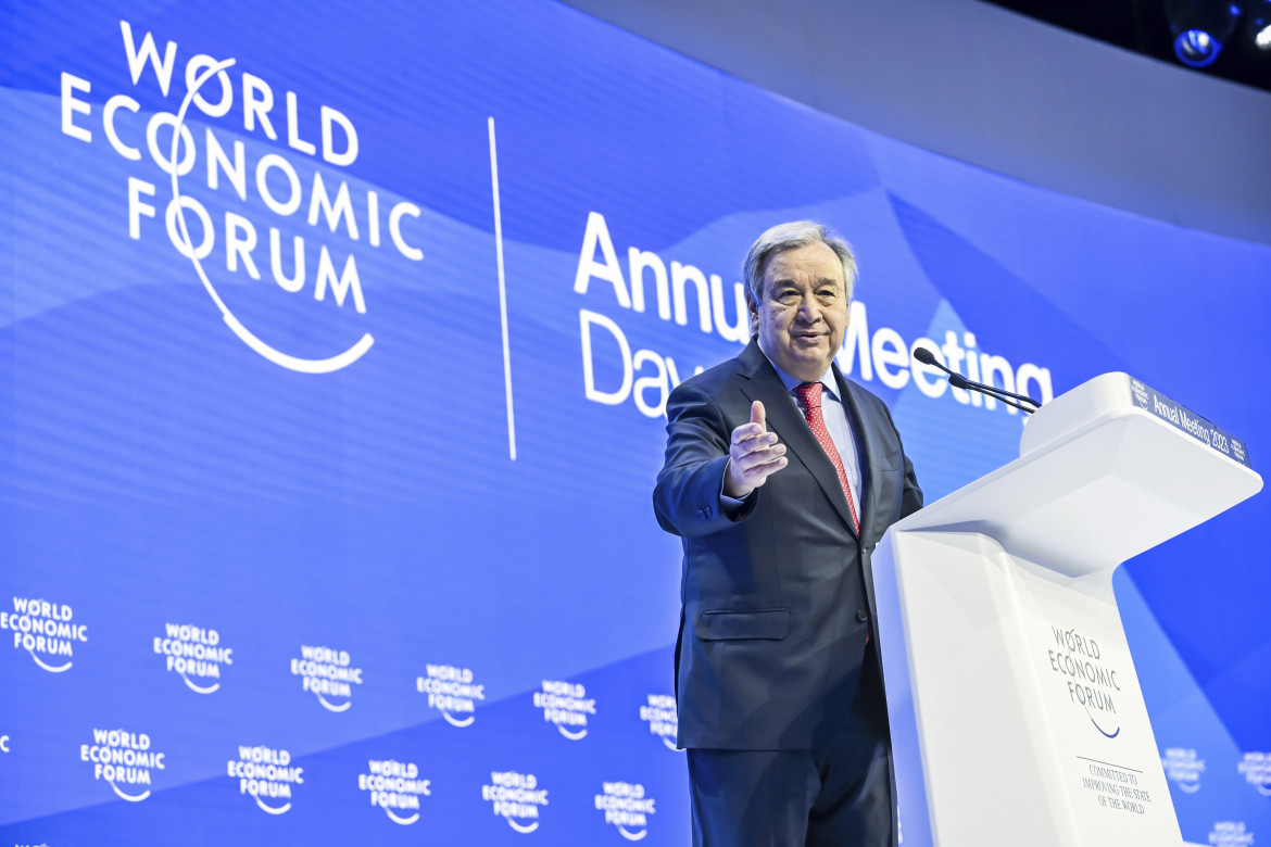 L'intervento di Antonio Guterres ieri a Davos - foto AP