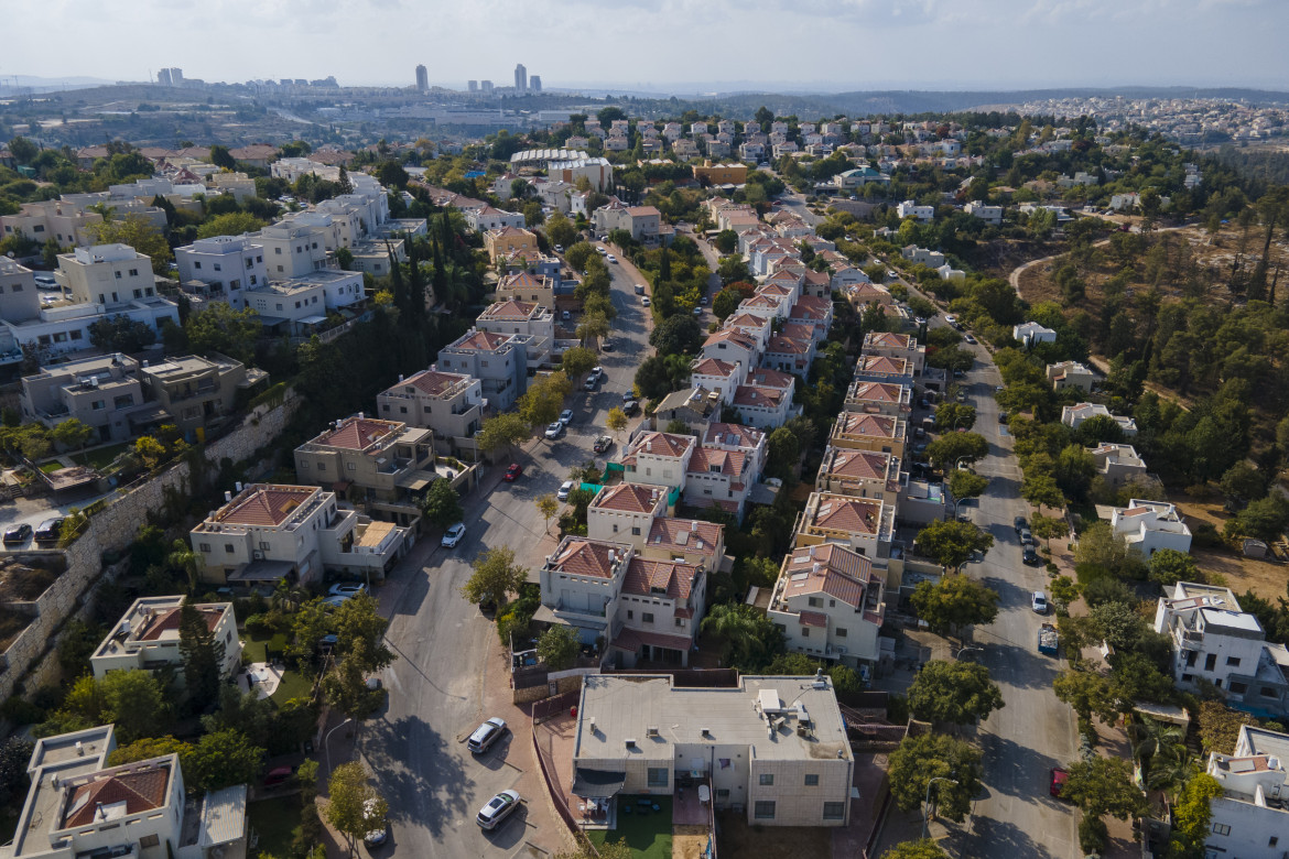 La rottura di Colau: Barcellona non è più la gemella di Tel Aviv